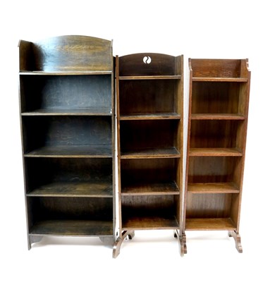 Lot 1005 - Three free-standing early 20th century oak bookcases
