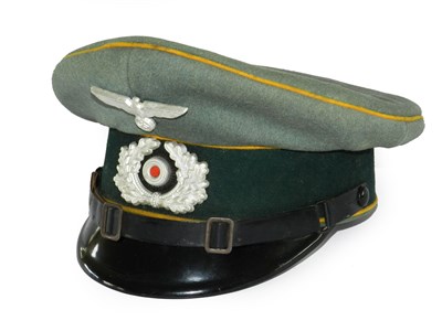 Lot 497 - A German Third Reich General Army EM/NCO Visor Cap