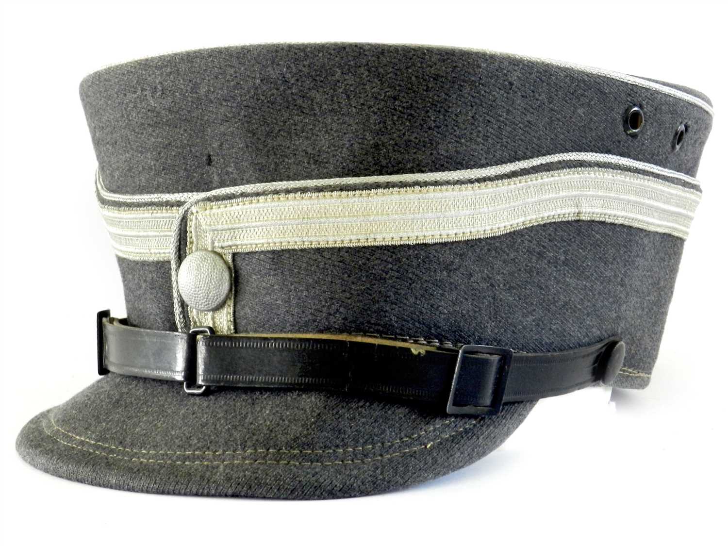 Lot 507 - A scarce German Third Reich NSFK Standartenfuhrer kepi