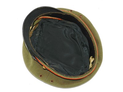 Lot 522 - A Second World War Imperial Japanese officer’s visor cap
