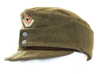 Lot 421 - A German Third Reich RAD "Reichs Arbeitsdienst" (National Labor-service) M43 EM/NCO Field Cap