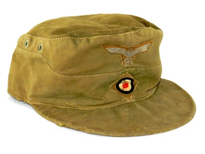 Lot 518 - A German WWII Afrika Korps Tropical or ‘Oveaseas’ cap