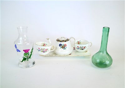 Lot 254 - A collection of assorted ceramics and glassware