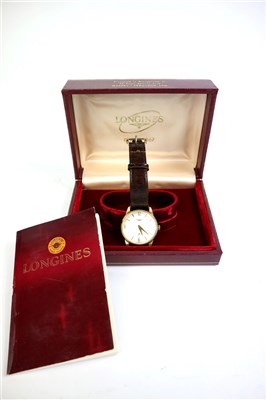 Lot 319 - A Gentleman's 9ct Longines 33mm Wristwatch