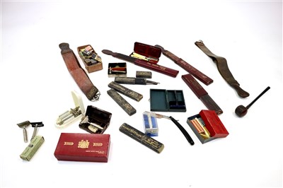 Lot 565 - A collection of vintage 20th century gentlemen's shaving / barbershop accessories