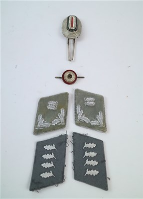 Lot 499 - A pair of German Third Reich Heer State Forestry Service Reviertorester collar tabs