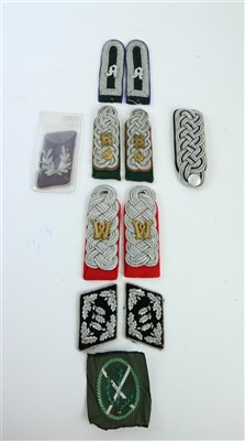 Lot 380 - German Third Reich cloth insignia