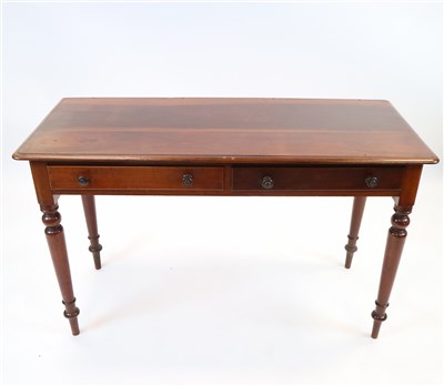 Lot 817 - A Victorian mahogany side table