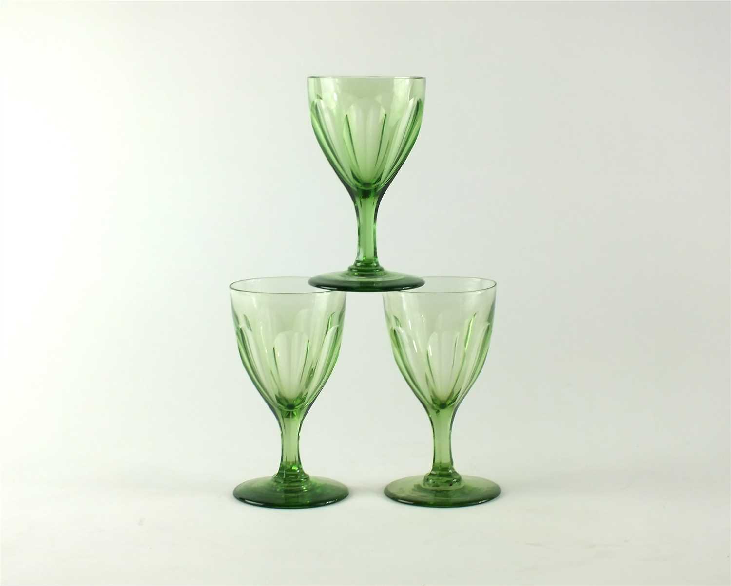 Lot 108 - Collection of glassware