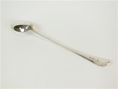 Lot 389 - A silver Old English pattern basting spoon