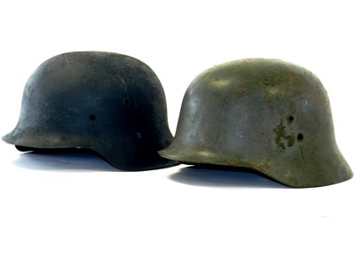 Lot 471 - A German Third Reich M42 helmet