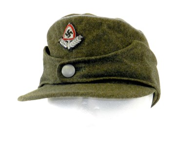 Lot 514 - A German Third Reich RAD Officer’s M43 Field/Ski Cap