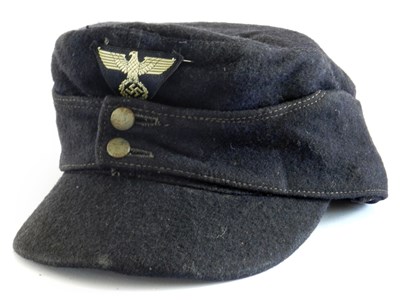 Lot 429 - A German Third Reich M43 Field/Ski cap