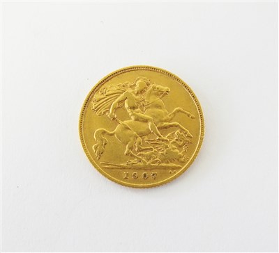 Lot 401 - An Edward VII half sovereign