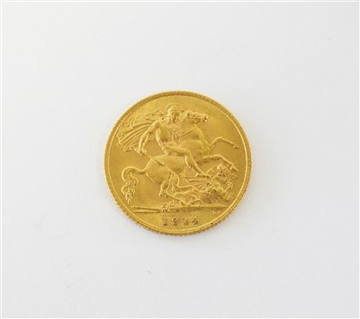 Lot 402 - A George V half sovereign