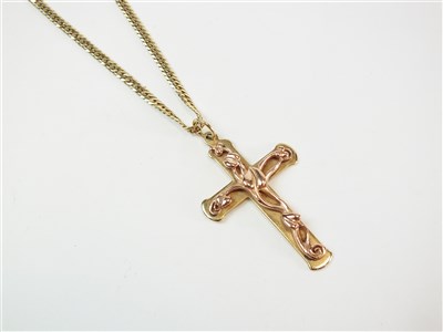 Lot 195 - A Welsh gold crucifix pendant on chain