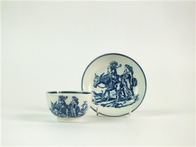 Lot 7 - A rare Caughley 'Travellers' tea bowl and saucer
