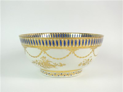 Lot 16 - A rare Caughley polychrome George IV Prince of Wales punch bowl