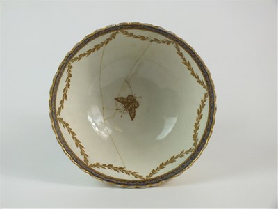 Lot 17 - A Caughley polychrome fluted bowl