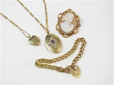 Lot 198 - A small collection of jewellery