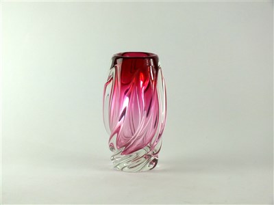 Lot 143 - A Val St. Lambert glass vase