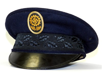 Lot 448 - A German Third Reich DAF Festanzug (Deutsches Arbeitsfront Mütze) visor cap