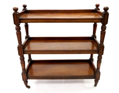 Lot 661 - A large Victorian three tier mahogany buffet