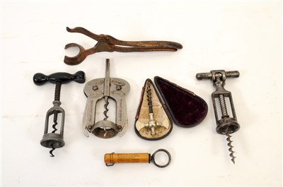 Lot 258 - A collection of cork-screws to include a Magic...