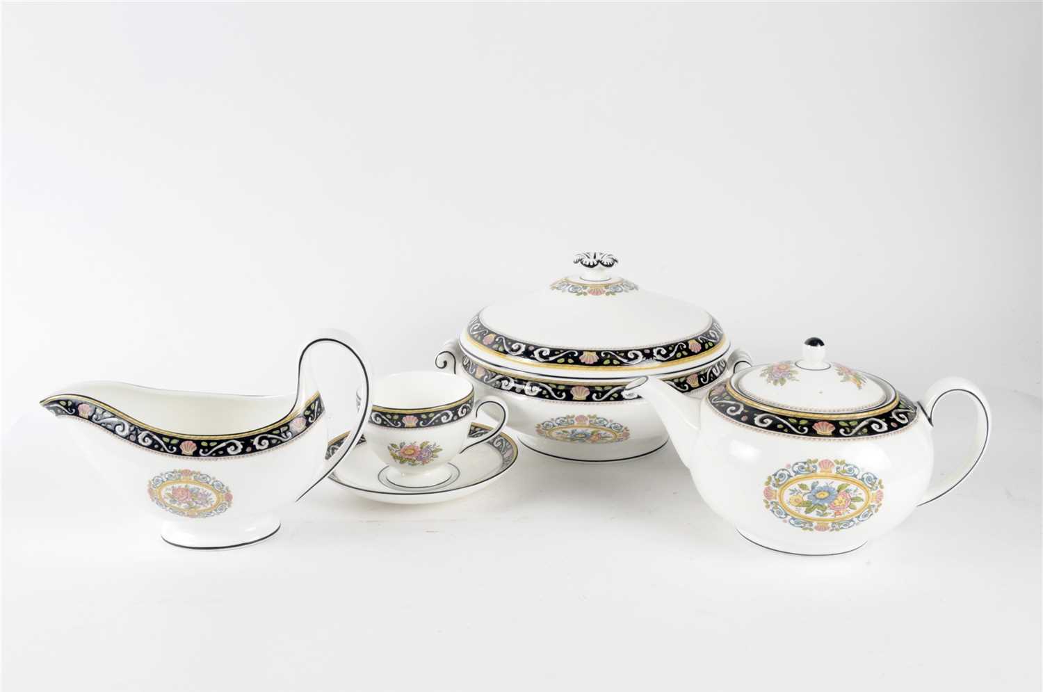 Lot 505 - A Wedgwood Runnymede coffee, tea and dinner service