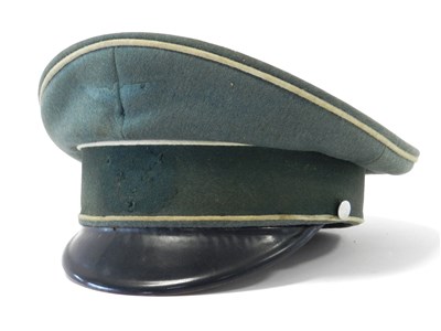 Lot 383 - Third Reich German Army Infantry Officer's visor cap