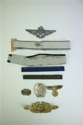 Lot 469 - A small collection of WW2 German militaria
