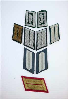 Lot 532 - Assorted German collar tabs