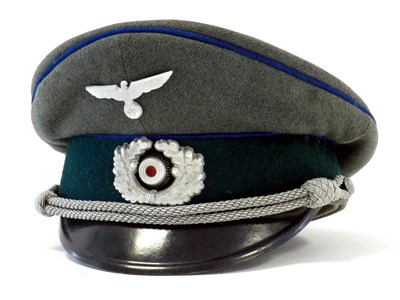 Lot 536 - A German Third Reich Army Medical Officer’s visor cap