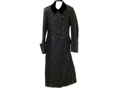 Lot 302 - A German Third Reich Army Greatcoat