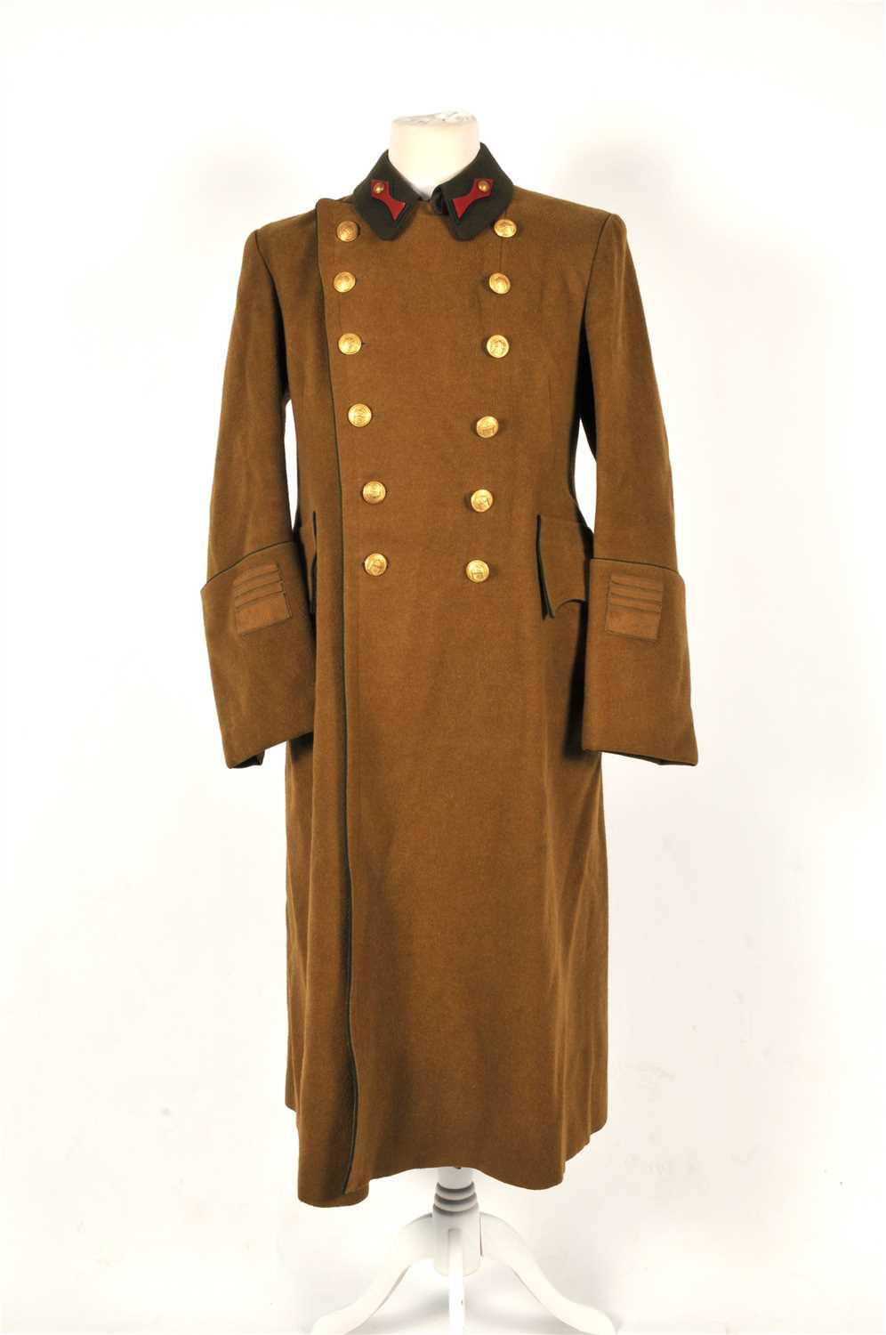 Lot 565 - A WW2 Royal Hungarian Army greatcoat