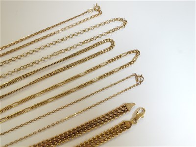 Lot 7 - A collection of 9ct gold chains and bracelets