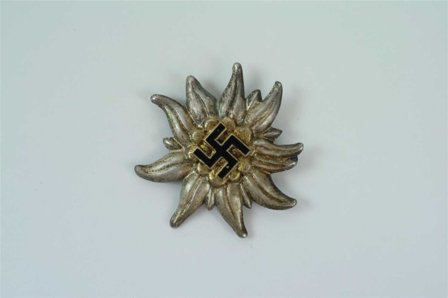 Lot 389 - SA Hochland Gruppe Edelweiss badge