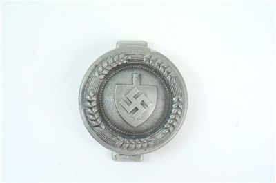 Lot 591 - German Third Reich Labour Service (RAD) Leader's belt buckle