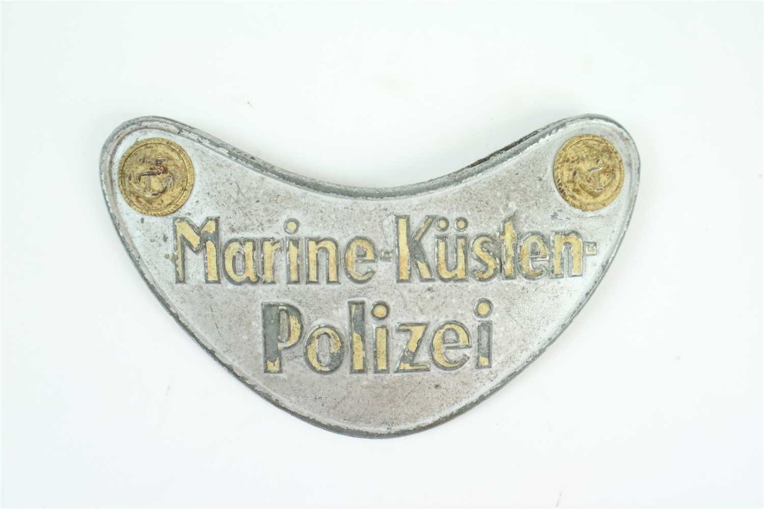 Lot 332 - A German Third Reich Marine-Küstenpolizei gorget