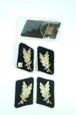 Lot 598 - SA collar tabs