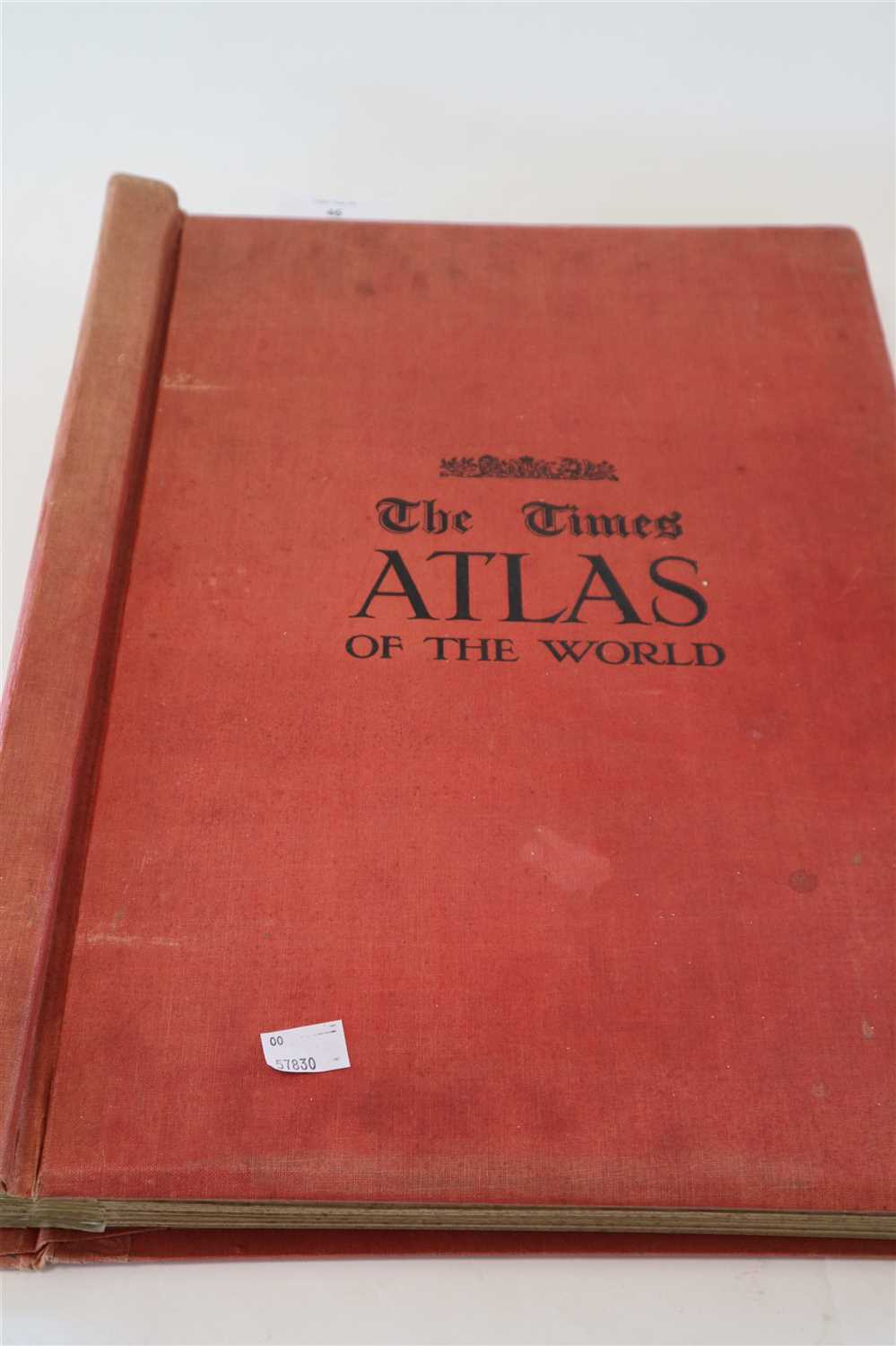 Lot 46 - THE TIMES SURVEY ATLAS of the World. Folio,...