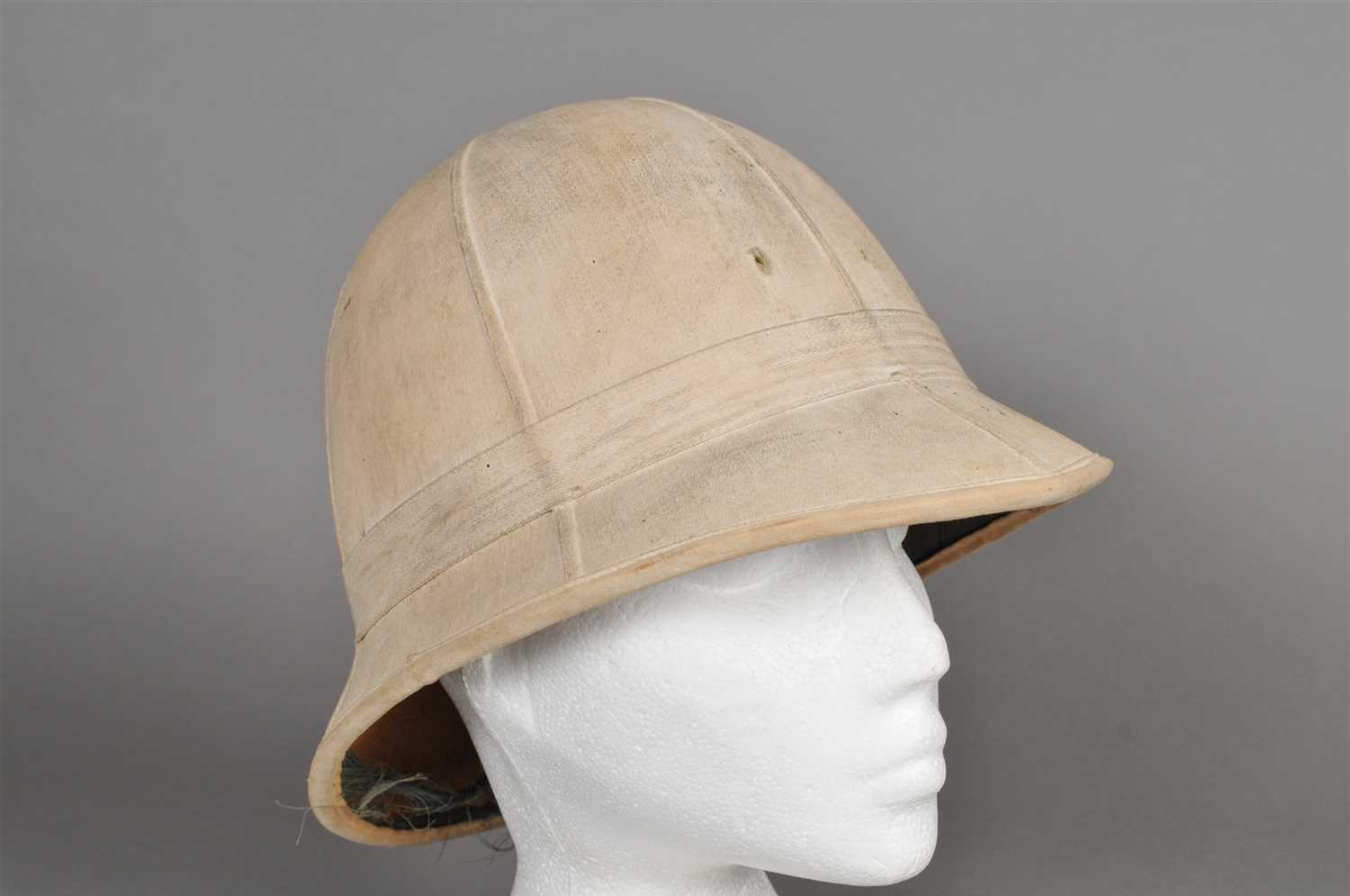 Lot 648 - A British pith helmet