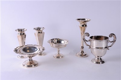 Lot 420 - A collection of silver