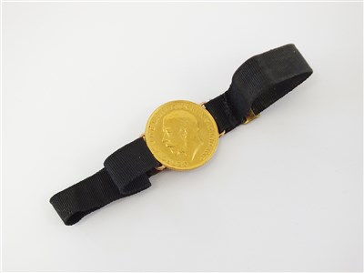 Lot 484 - A George V sovereign