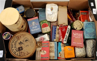 Lot 559 - A large and varied collection of 20th century tobacco, cigars and accessories