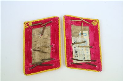 Lot 423 - Rare set of German collar tabs for a Hauptbefehlsleiter at Reichs-level
