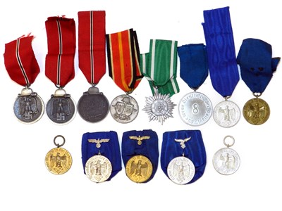 Lot 283 - Small collection of German Third Reich medals