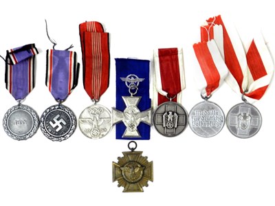 Lot 276 - German Third Reich Political and Civil Awards