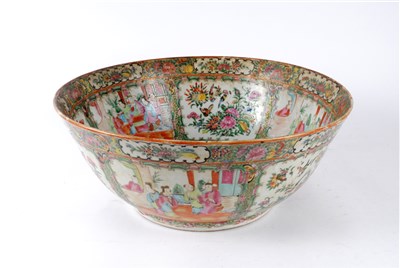 Lot 491 - A large 19th century Cantonese famille rose bowl