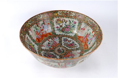 Lot 491 - A large 19th century Cantonese famille rose bowl